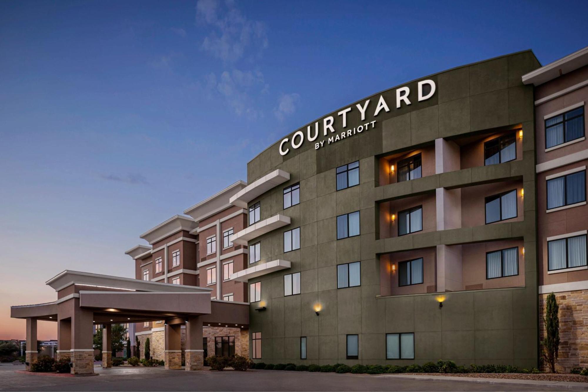 Отель Courtyard By Marriott Сан Анджело Экстерьер фото